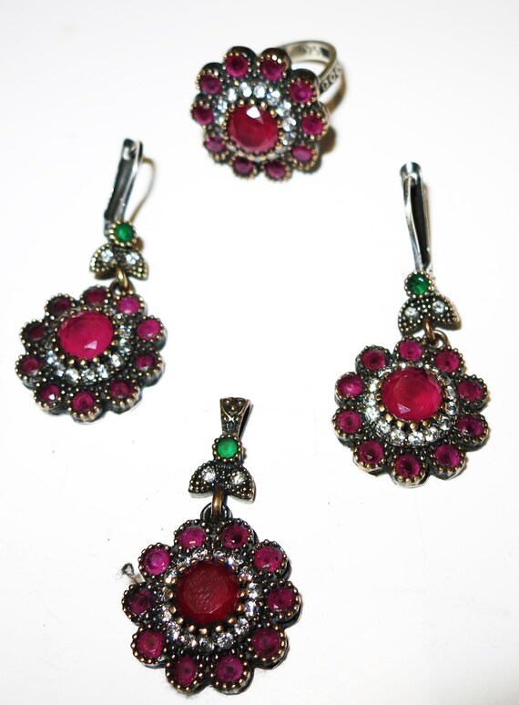 Authentic Handmade Turkish Ottoman Ruby and Emeral