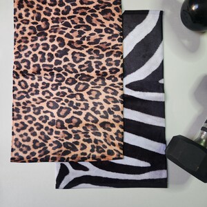 Toalla de yoga personalizada para clase de ejercicio, toalla de pilates, toalla de entrenamiento personalizada, toalla para cara sudorosa, toalla con nombre, toalla de gimnasio, clase de spinning imagen 11