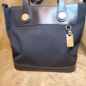 Dooney & Bourke Shoulder Bag
