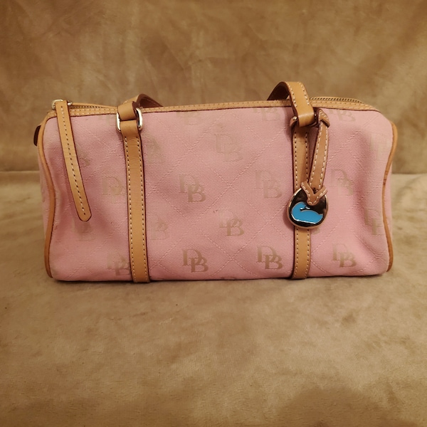 Dooney and Bourke Shoulder Handbag