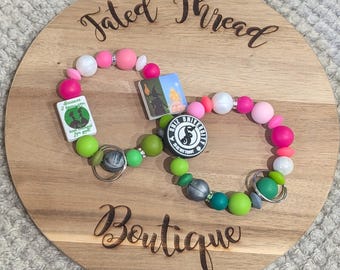 Green Goes With Pink Keychain Bracelets