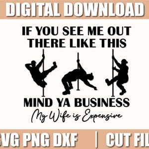 Puede incluir: Un diseño de descarga digital en blanco y negro con tres siluetas de personas en postes con el texto "Si me ves por ahí así, ocúpate de tus asuntos Mi esposa es cara".