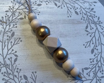 Wooden bead ornament