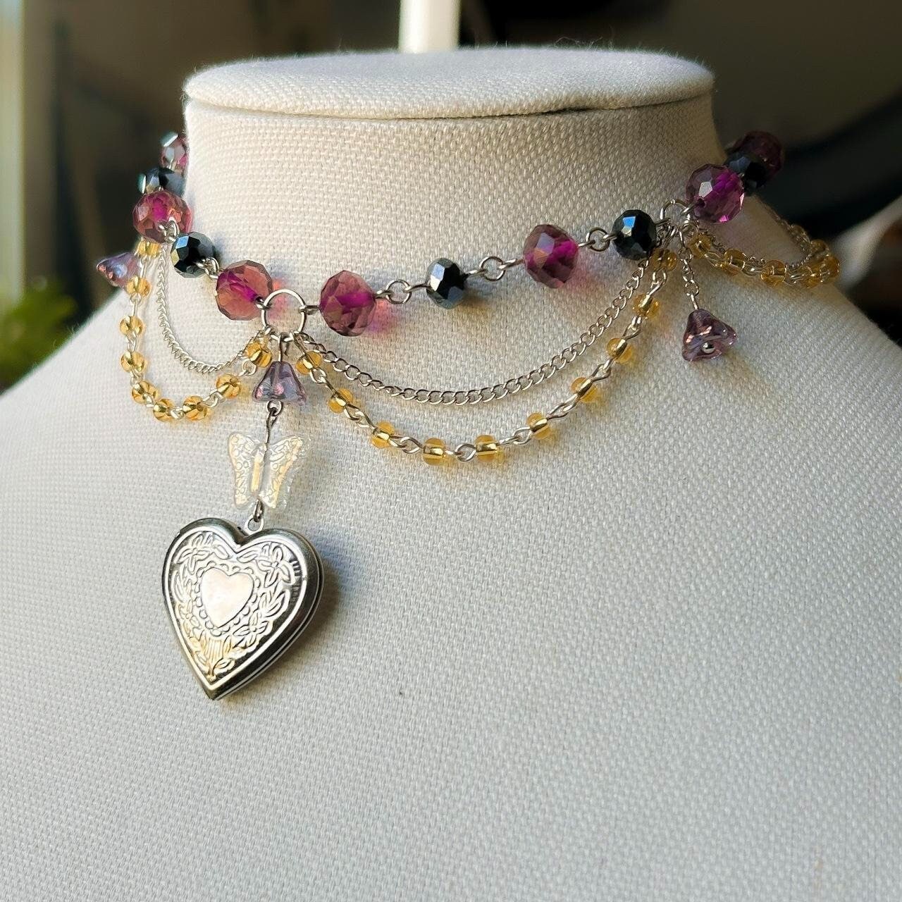 Hotel Del Luna Necklace