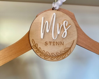 Wedding Hanger Tag, Personalized Hanger Tag, Boho Wedding, Hanger Tag, Wedding Day Keepsake, Wedding Day Hanger Charm, Bridal Party Tags