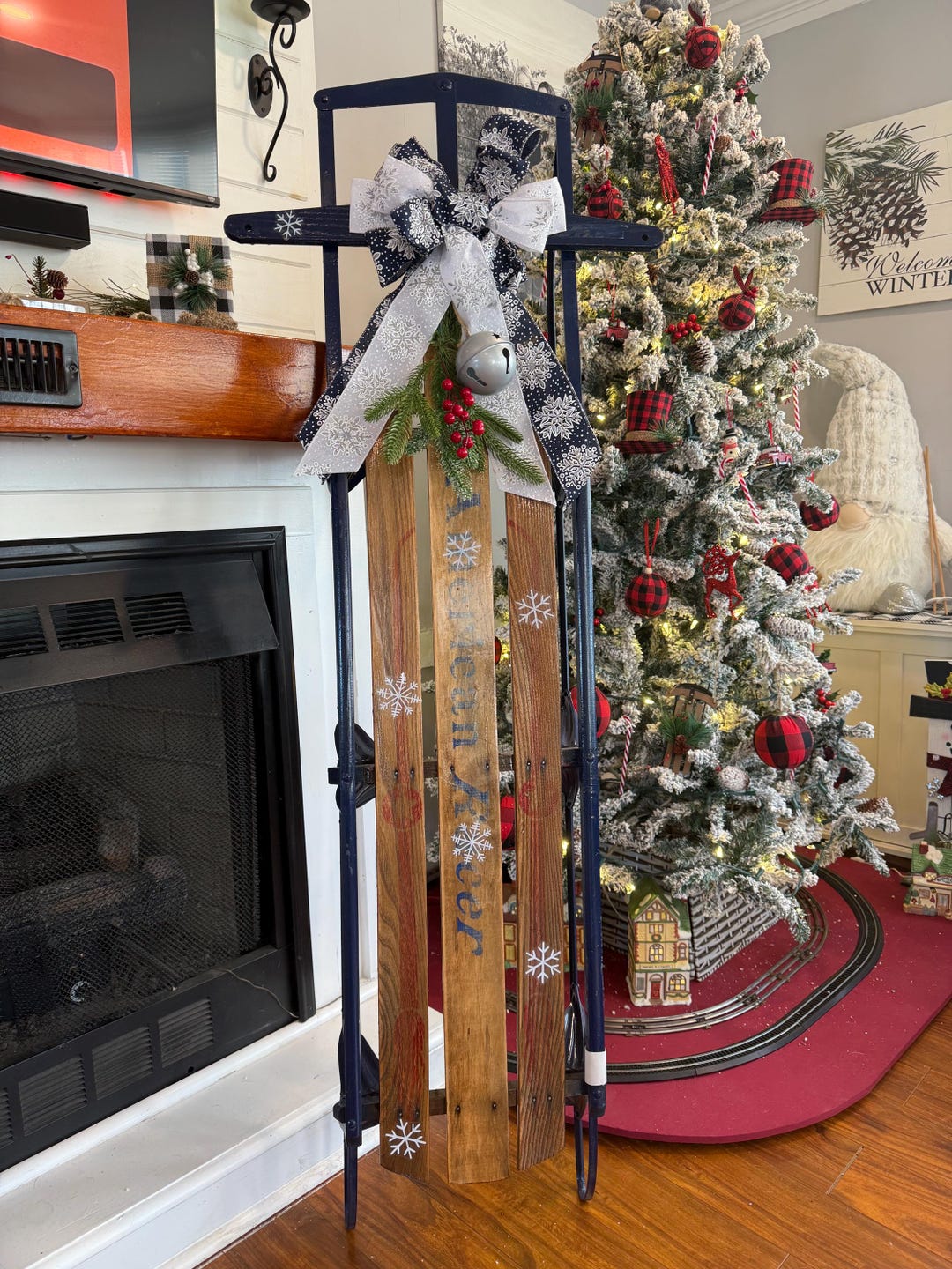 Snowflake ! Vintage Sled Reclaimed From Barns of Bucks County Pa. Rail ...