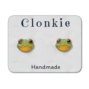 Cute Frog Stud Earrings Gift for Froggy Lover Animal Jewelry,Dainty Green Kawaii Frog Earrings,Cute Critter Earrings Gift for Kids Teens