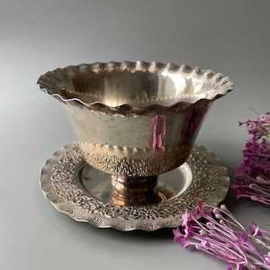 Vintage metal pedestal bowl / silver plated / floral motif / raised tray / gravy boat / vintage sugar tray / small storage / planter