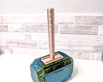 Norse Hammer Razor Holder – Hensen Safety Razor Stand, Hidden Blade Storage