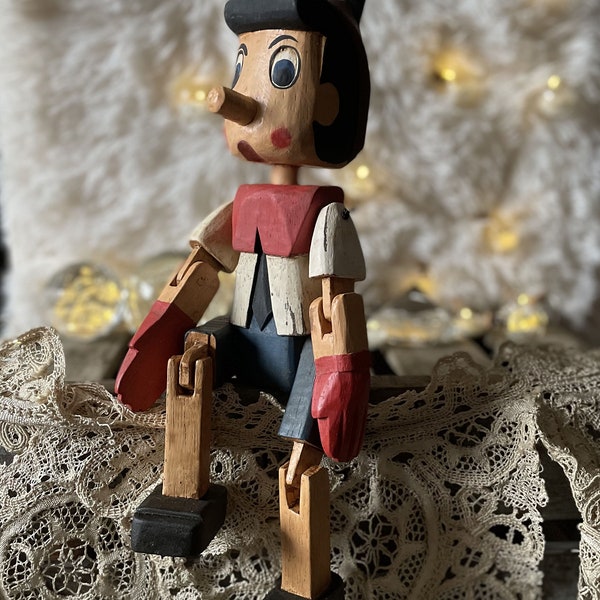 Charmant Pinocchio vintage fabriqué à la main : nostalgie intemporelle