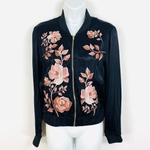 Stunning silky floral embroidered souvenir baseball sukajan jacket size 6
