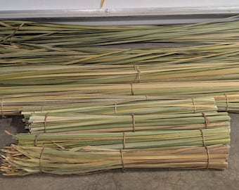 Cattail Leaves, Floral Arrangement Supplies, Basket Weaving & Rustic Decor - Minnesota Grown
