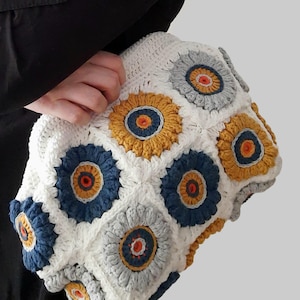 Bohemian Granny Square Clutch Bag, Crochet Crossbody Bag, Gift For Her, Handmade Boho Chic Crochet Clutch, Vintage Purse,Floral crochet bag