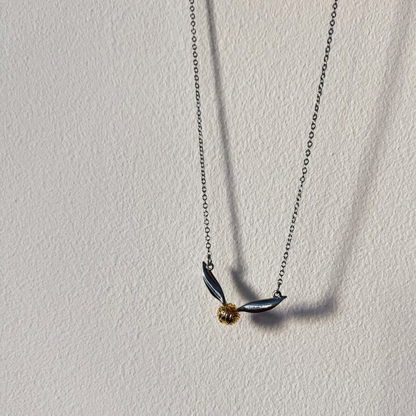 Little Harry potter Golden Snitch necklace/Harry Potter necklace/HP fans' lucky gift/The Golden Snitch/HP magic jewelry/