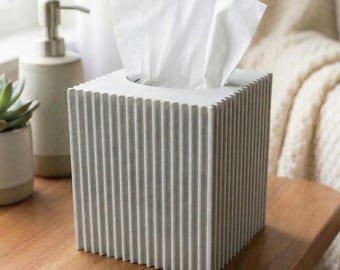 Funda cuadrada para caja de pañuelos: diseño moderno acanalado / 11,4 cm de ancho x 11,4 cm de profundidad x 12,2 cm de alto