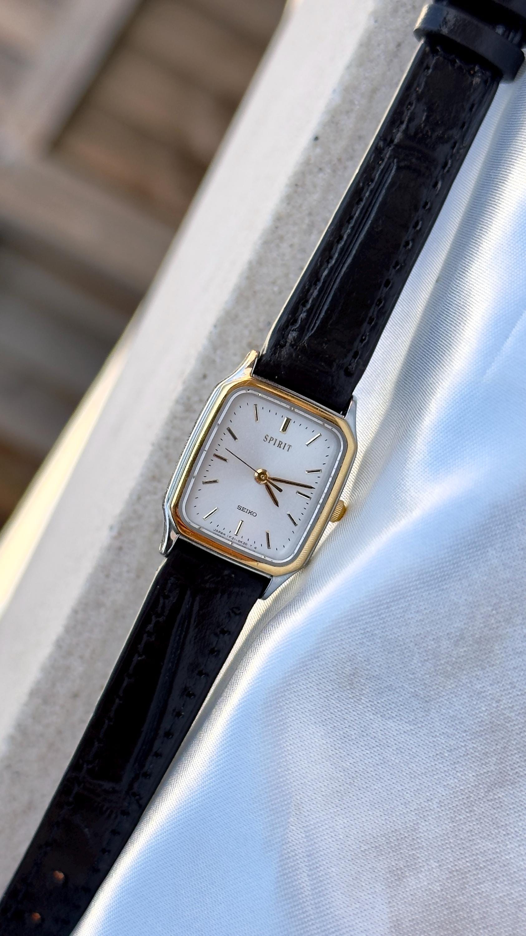 Seiko Spirit Quartz - Etsy