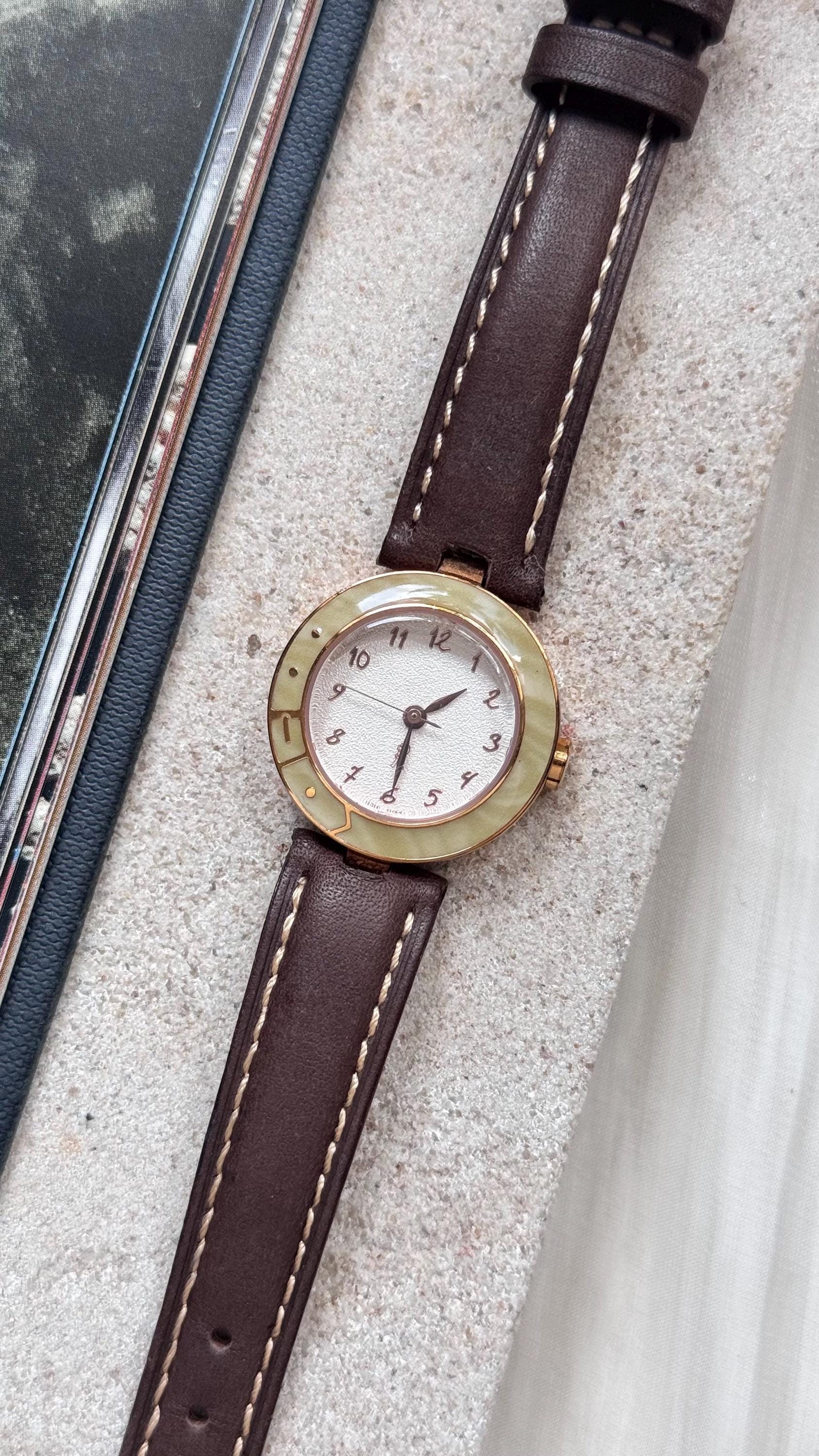 インテリア時計 Roberta di Camerino Roberta Di Camerino Vintage Watch - Etsy