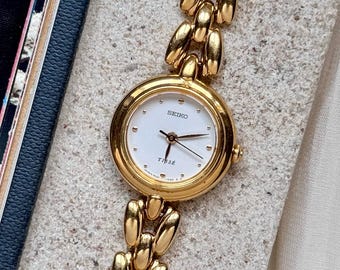Seiko Tissé vintage watch