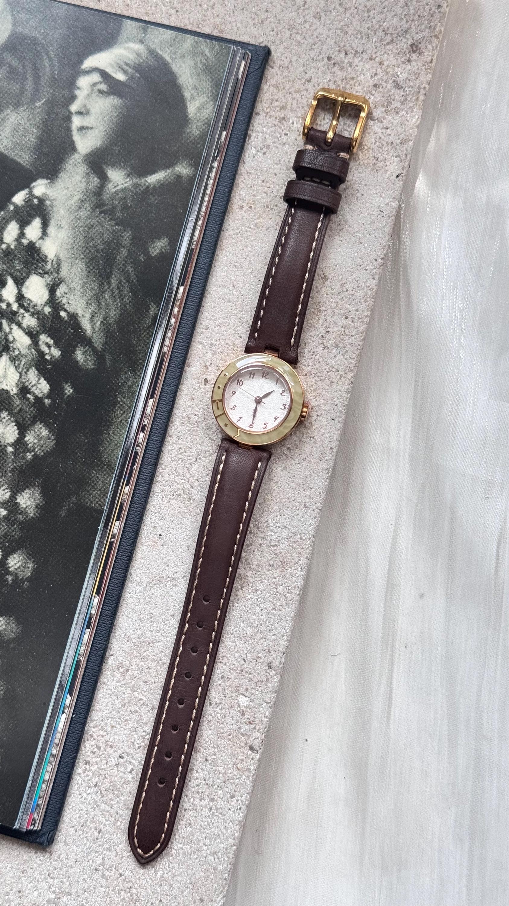 Roberta di Camerino クォーツ腕時計 A4088 Roberta Di Camerino Vintage Watch - Etsy