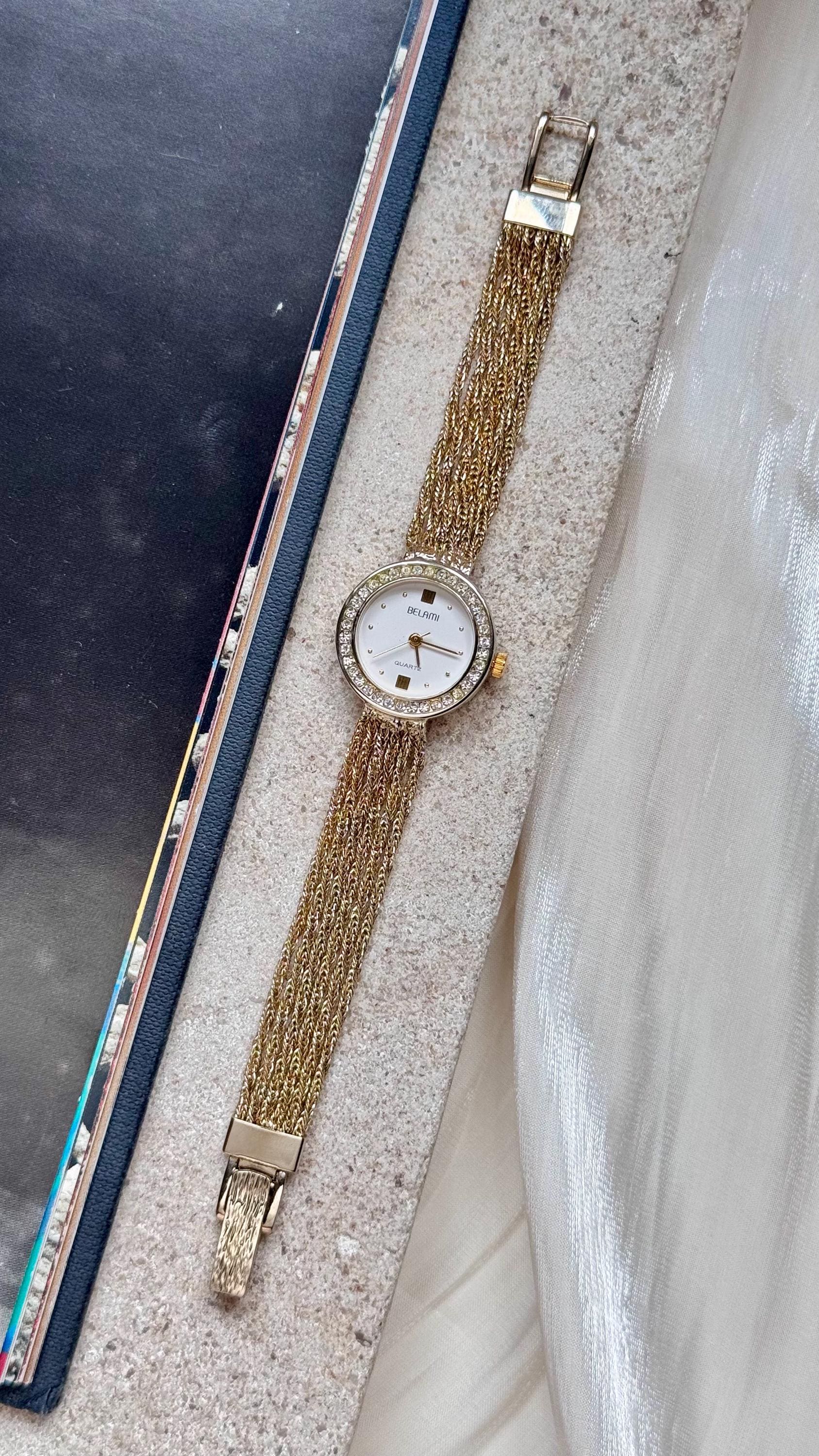 BELAMI　ブレスレットウォッチ 埋め込み硬貨 Belami Vintage Watch - Etsy