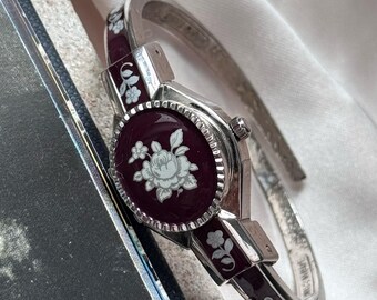 André Mouche ネイビー 花柄 時計 Vintage André Mouche Quartz Watch With Navy Enamel Floral