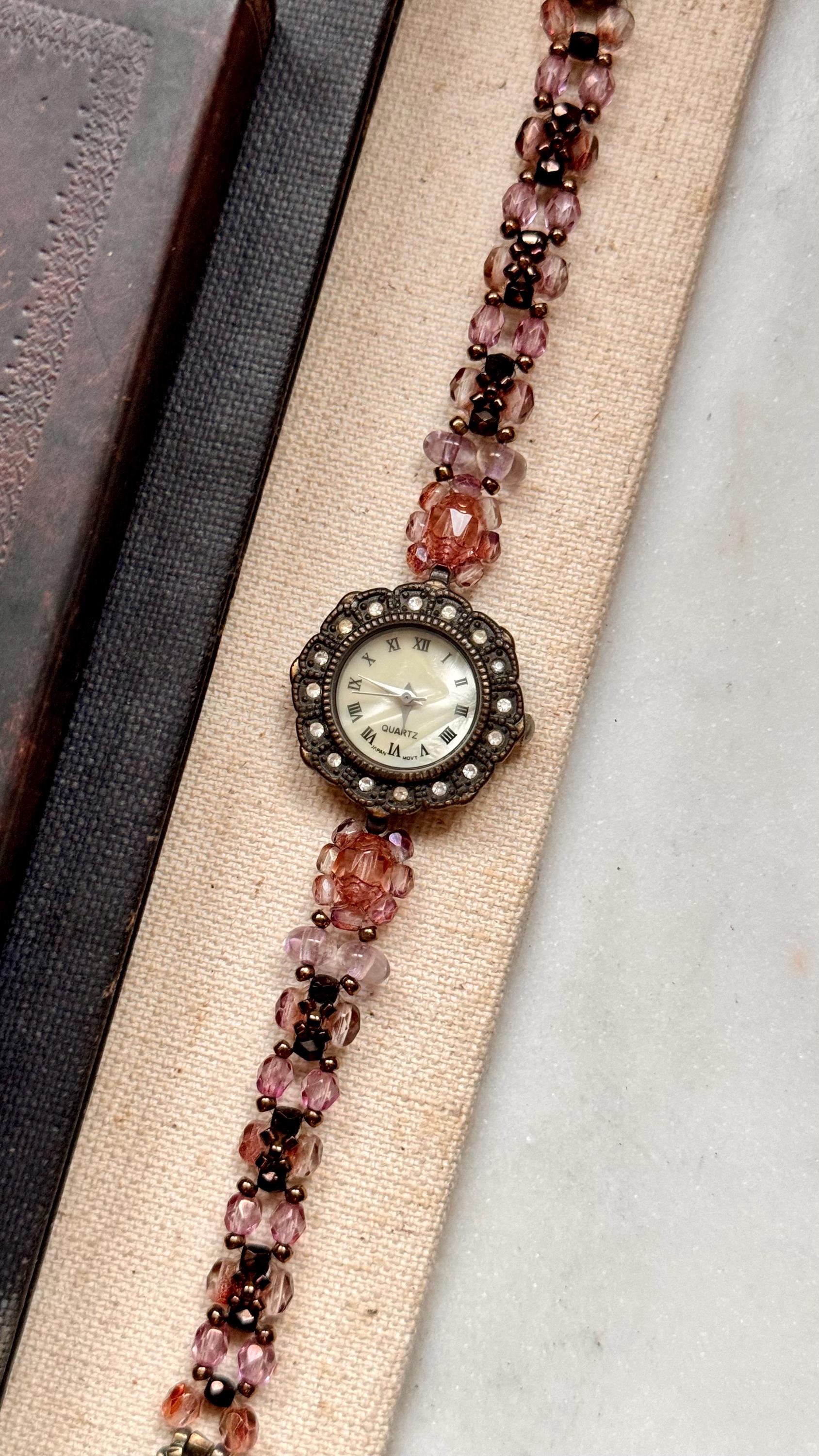 Art Deco Vintage Watch With Handmade Bracelet 1990s - Etsy display picture 1