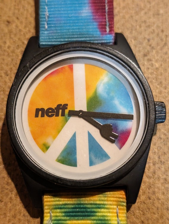 Neff quartz peace sign tie dye watch with new batt