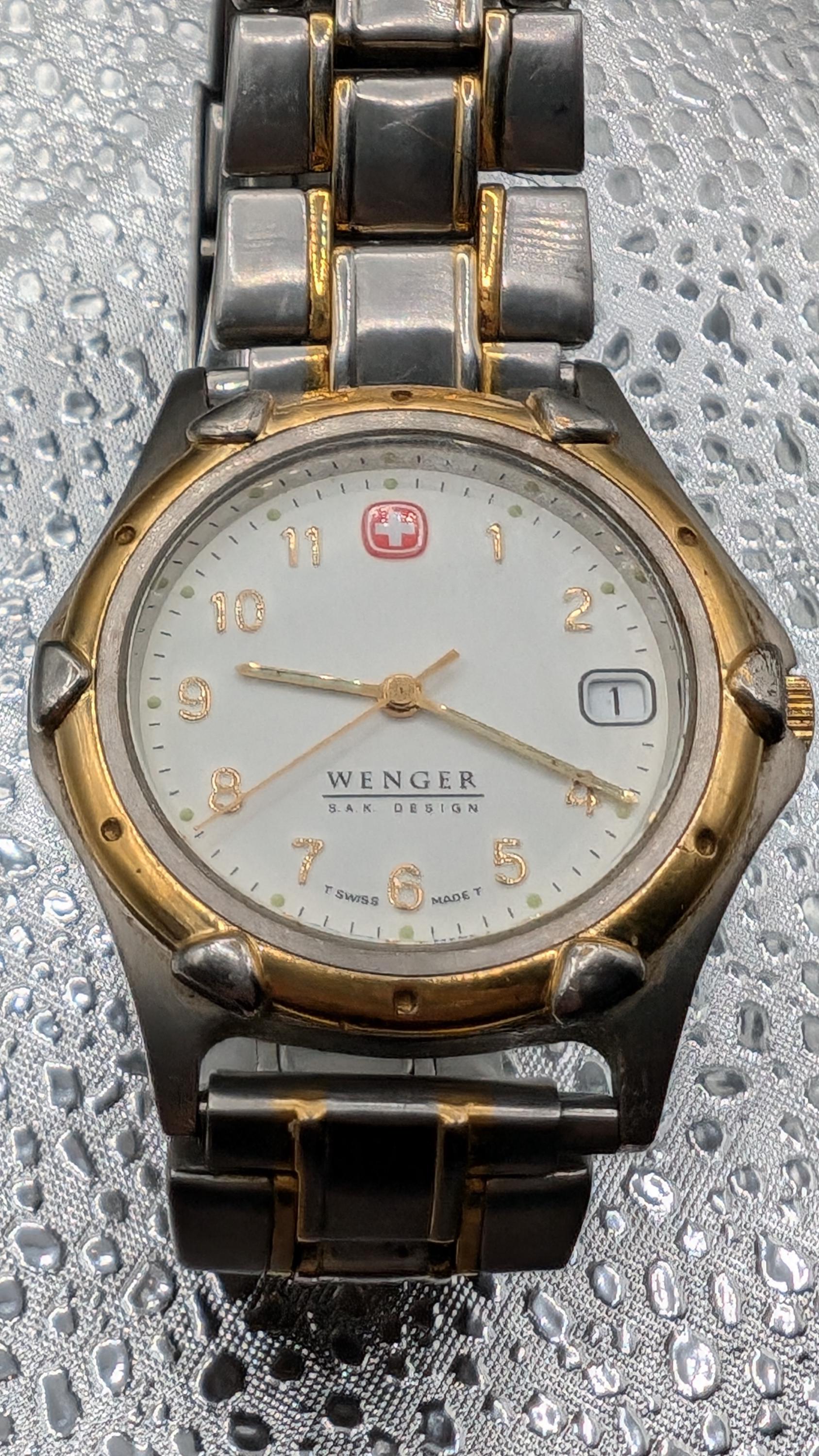 Vintage Wenger Sak Design Quartz Army Watch. is in Excellent 