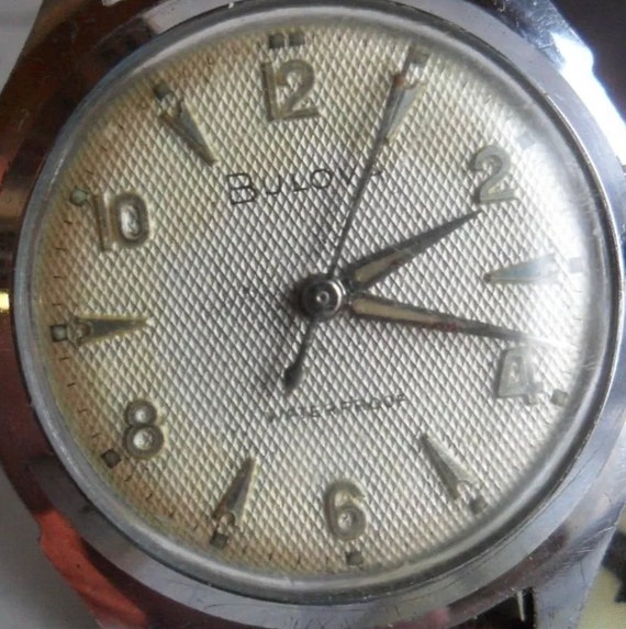 1958 Bulova 17 Jewel Honeycomb Dial manual watch.… - image 1