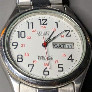 Vintage Citizen Quartz Railroad Approved Watch With New Battery. Excellent Condition. Keeps Good Time. Band Extender. Free Shipping. Etsy