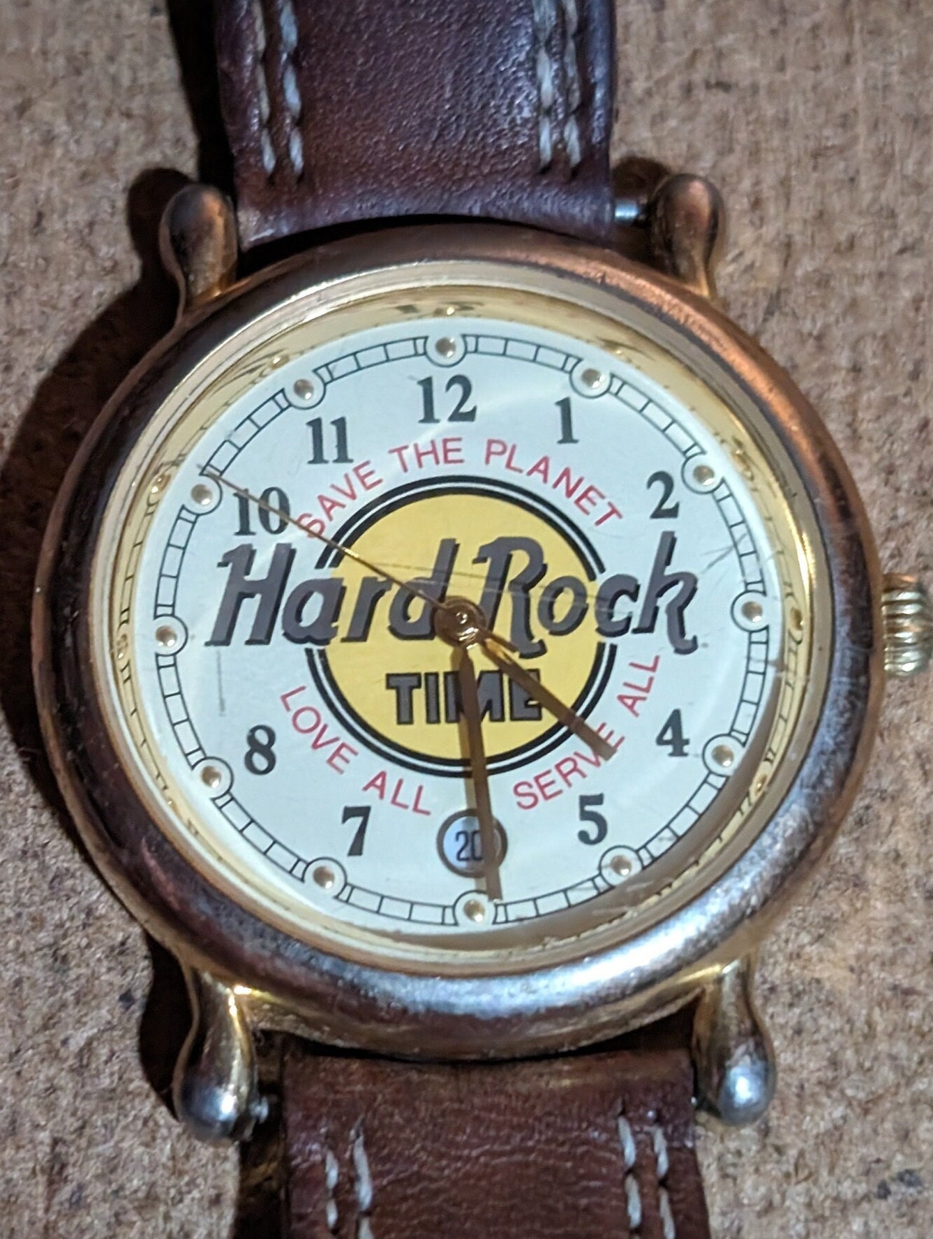 Vintage Hard Rock Cafe Quartz Watch With New Battery. Keeps Good 