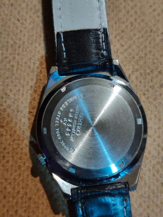 Vintage Seiko 5 automatic watch with black milita… - image 4