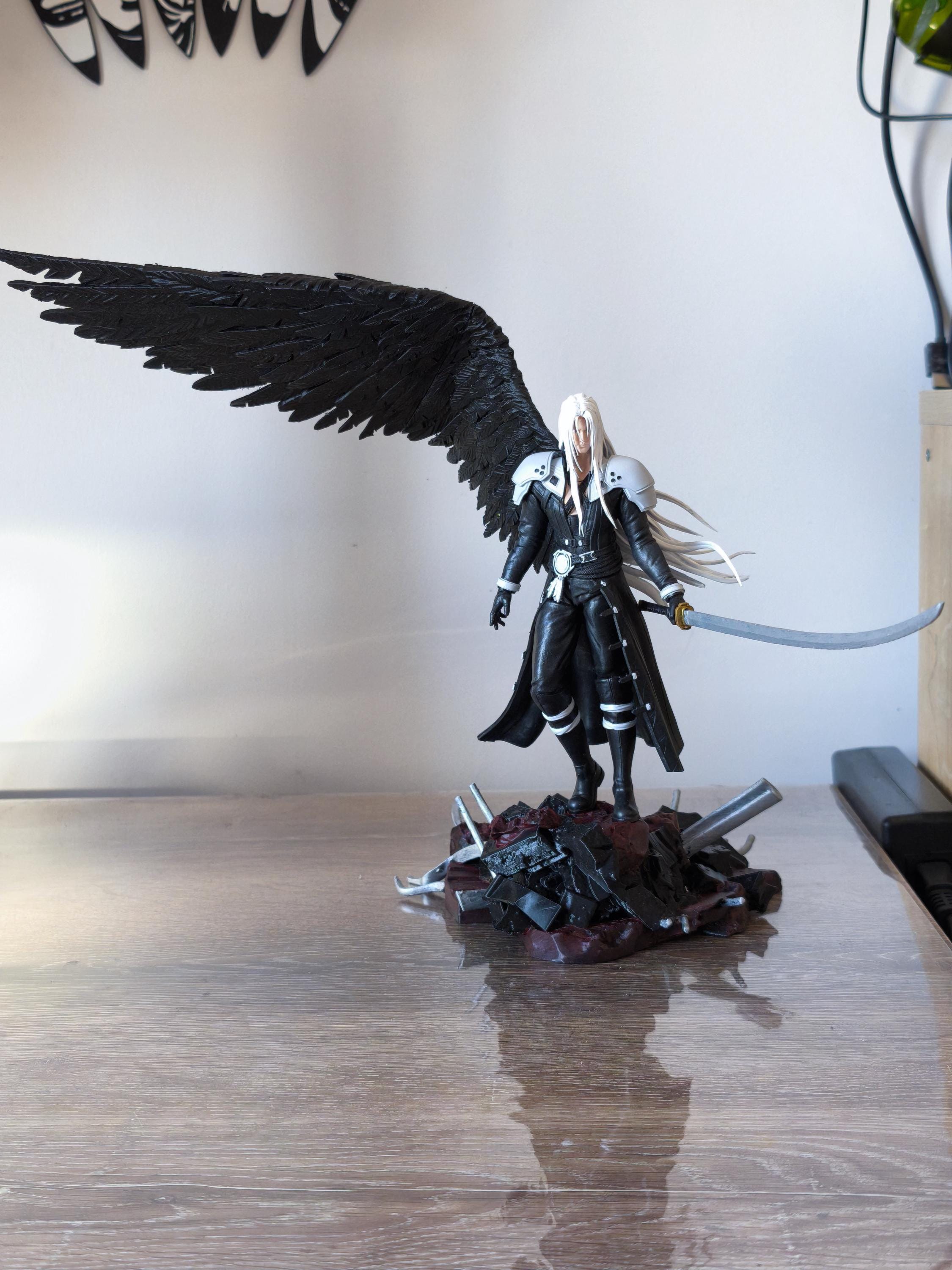 Epic Sephiroth Final Fantasy VII Remake Fan Art Sculpture - Hand