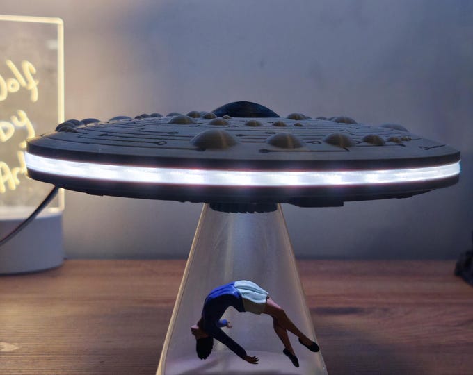 Custom RGB UFO Abduction Lamp - Unique Sci-Fi Decor & Night Light