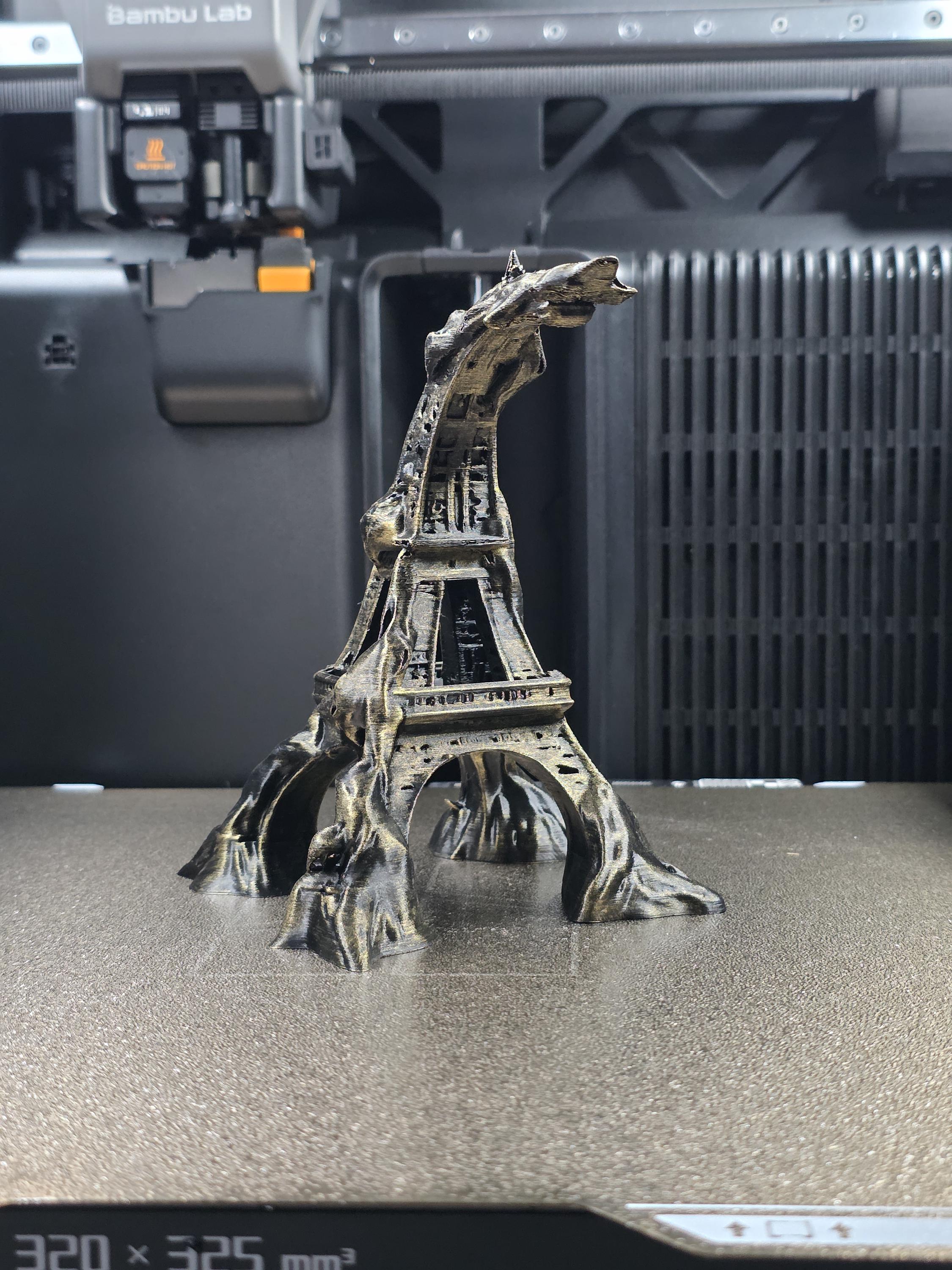 Corrupted Eiffel Tower Statue: Expedition 33, Post-apocalyptic