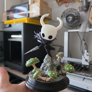 Hollow Knight - The Knight Collectible Resin Statue - 20cm Tall Fan Art