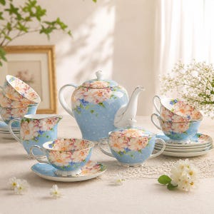 Blommigt teset i keramik, Personligt teset, Tekanna med teset, Kaffekanna, Afternoon tea-set, Kaffekoppar och fat, Julklapp