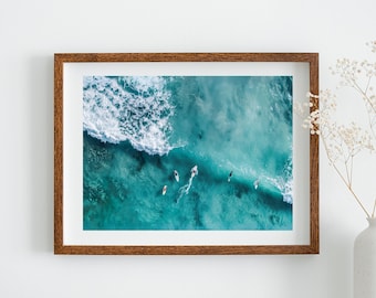 Utskrivbar väggkonst med surfing från luften, flygfotografering, surfareposters, havskonst, flygfoton av stranden, surftryck, digitalt surftryck
