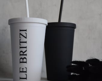 Personalisierter Trinkbecher mit Deckel und Strohhalm | Wasserflasche, Reisezubehör - Cup mit individuelle Aufschrift | Handmade