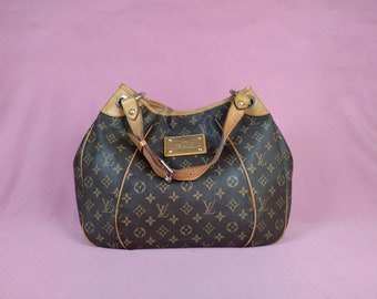 Vintage LV Galleria Monogram Canvas MM Shoulder Bag