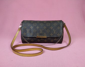 Vintage LV Favourite Monogram Canvas Crossbody Bag