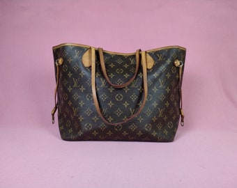 Vintage LV Neverfull Monogram MM Tote Bag.