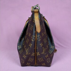 Vintage LV Turenne Monogram Canvas MM Shoulder Bag. image 4