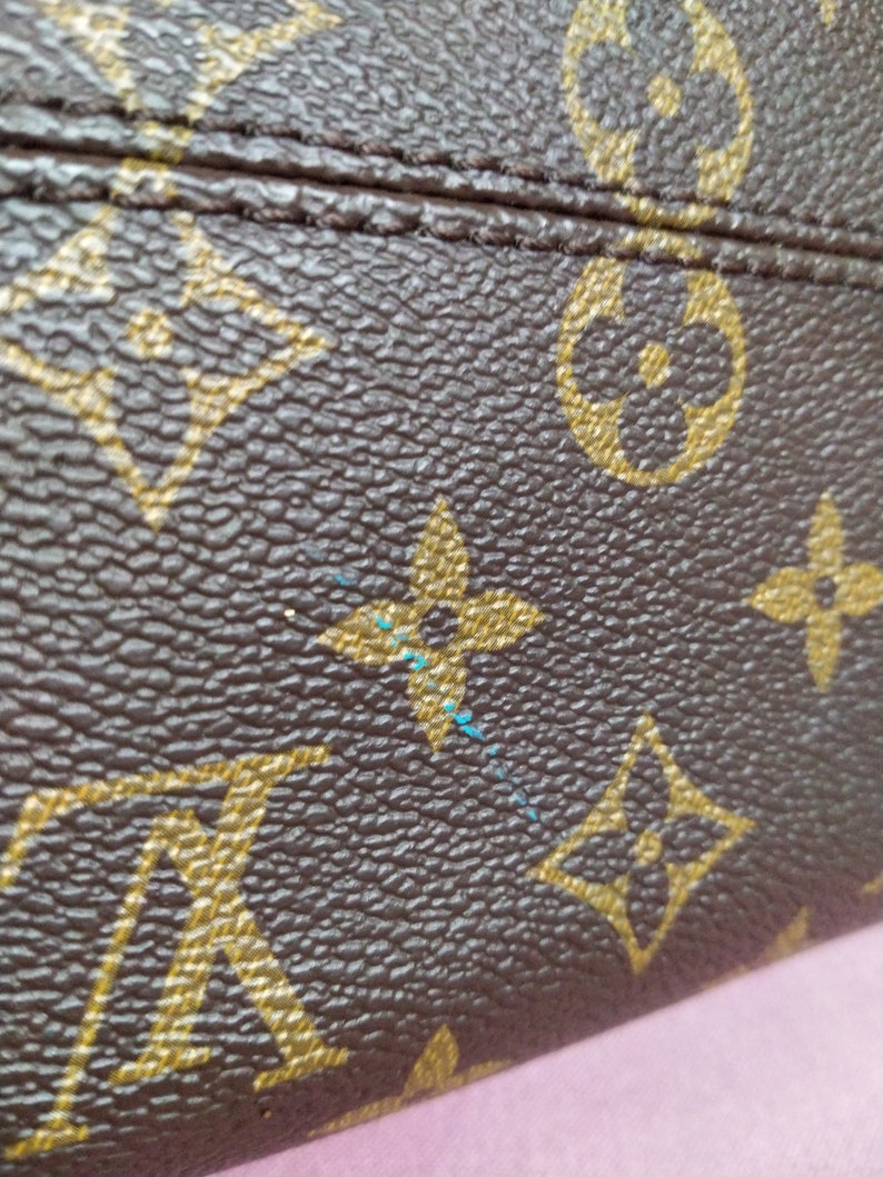 Vintage LV Turenne Monogram Canvas MM Shoulder Bag. image 10