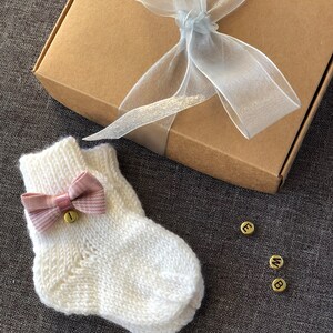 Knitted baby socks, Personalize baby sock, Baby bow sock, Handmade Merino wool knit kid sock, Newborn wool socks. image 4