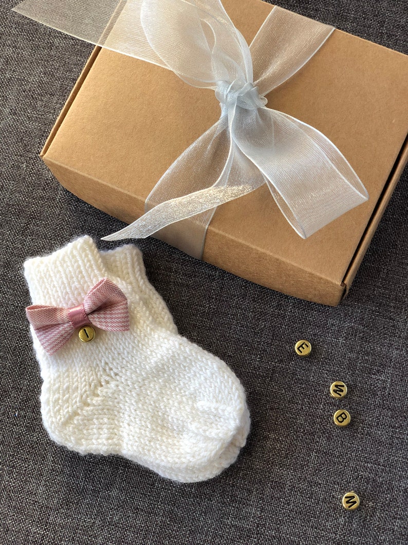 Knitted baby socks, Personalize baby sock, Baby bow sock, Handmade Merino wool knit kid sock, Newborn wool socks. image 4