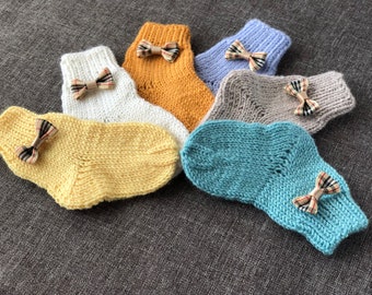 Knitted 100% Merino wool baby socks, Personalize baby sock, Baby bow sock, Handmade Merino wool knit kid sock, Newborn wool socks.