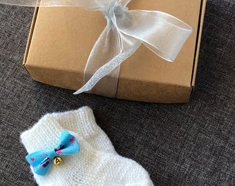 Knitted 100% Merino wool baby socks, Personalize baby sock, Baby bow sock, Handmade Merino wool knit kid sock, Newborn wool socks.