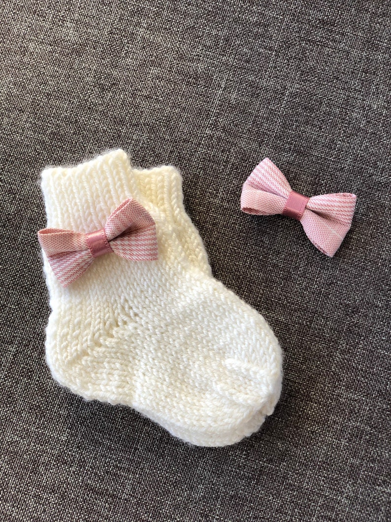 Knitted baby socks, Personalize baby sock, Baby bow sock, Handmade Merino wool knit kid sock, Newborn wool socks. image 3