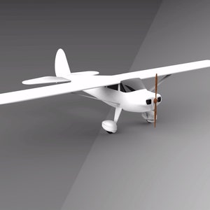 Puede incluir: Un avión blanco de un solo motor con una hélice marrón. El avión está sobre un fondo gris.